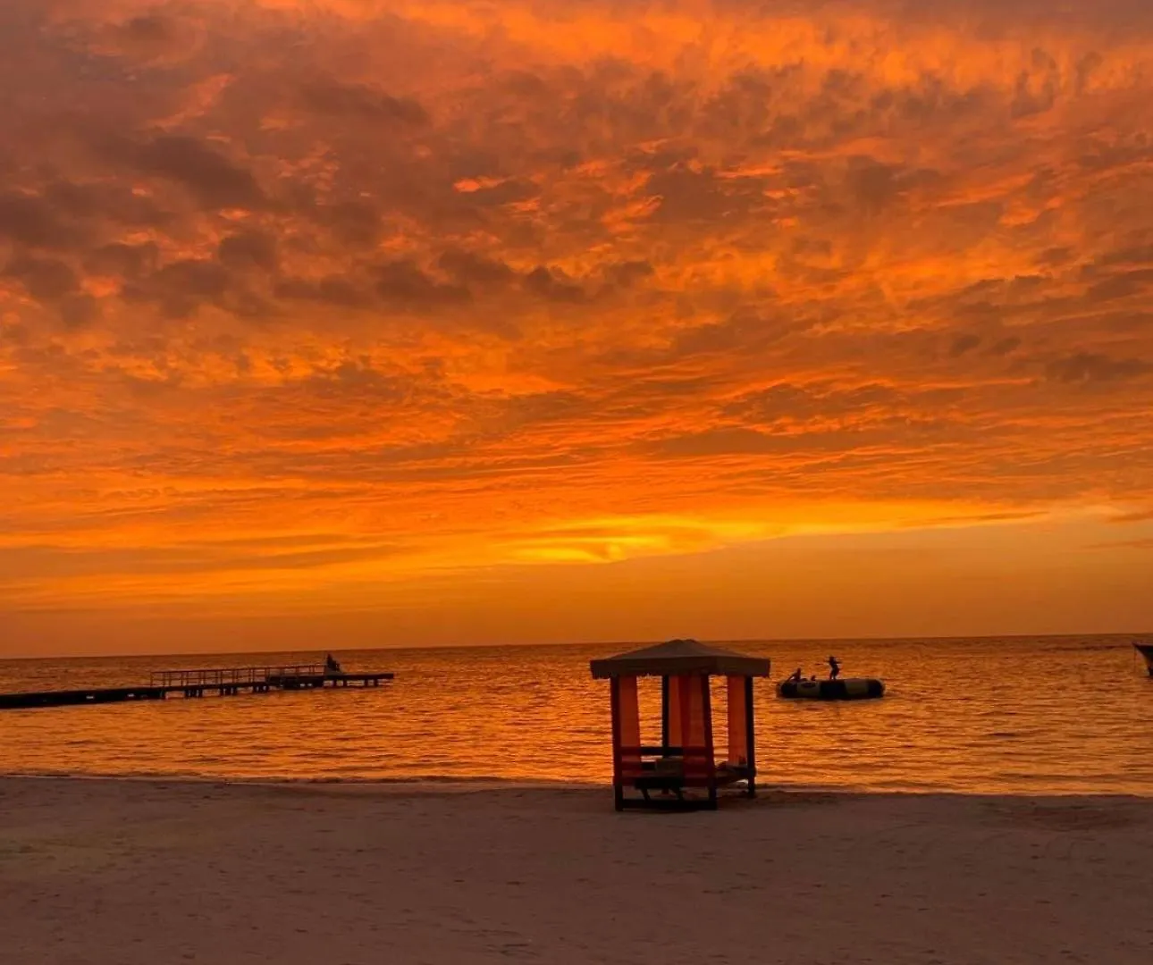Hospitality Expert Bts 7 - Pool Beach & Bar Montego Bay 0*,