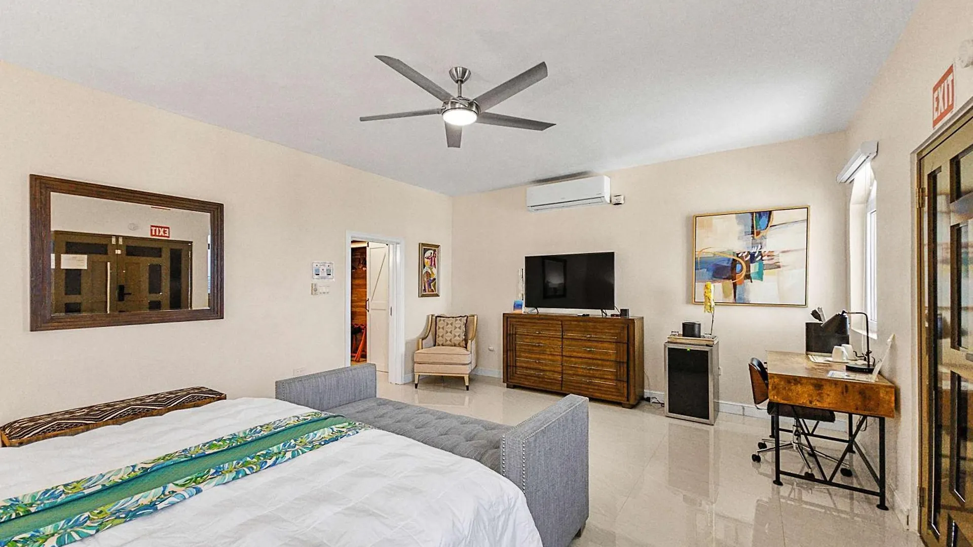 Hospitality Expert Bts 7 - Pool Beach & Bar Montego Bay 0*,  Jamaica